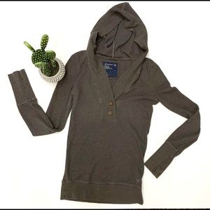 AMERICAN EAGLE SWEATER SIZE MEDIUM